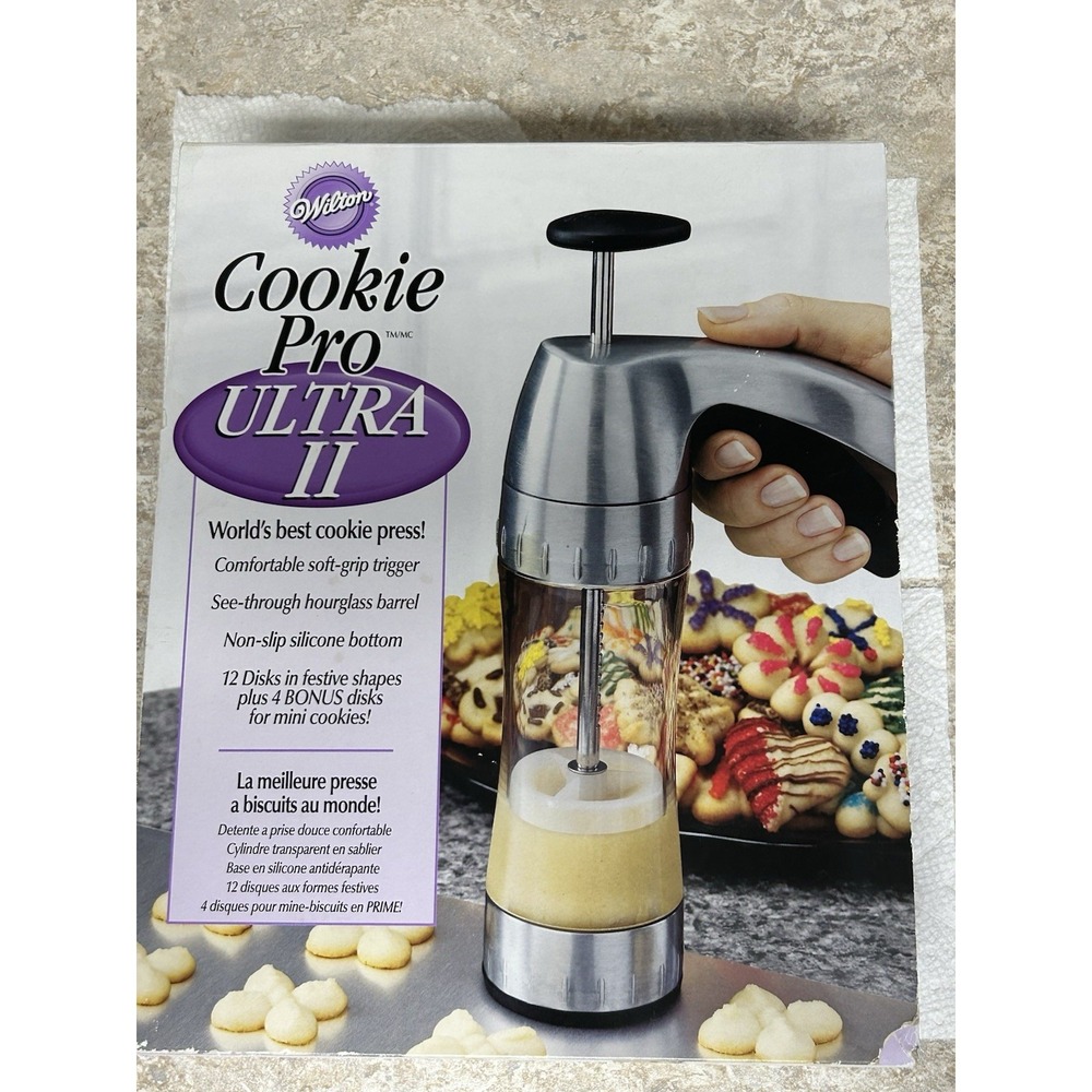 Wilton Cookie Pro Ultra II Vintage Cookie Press - 12 + 4 Bonus Discs - Pre-owned